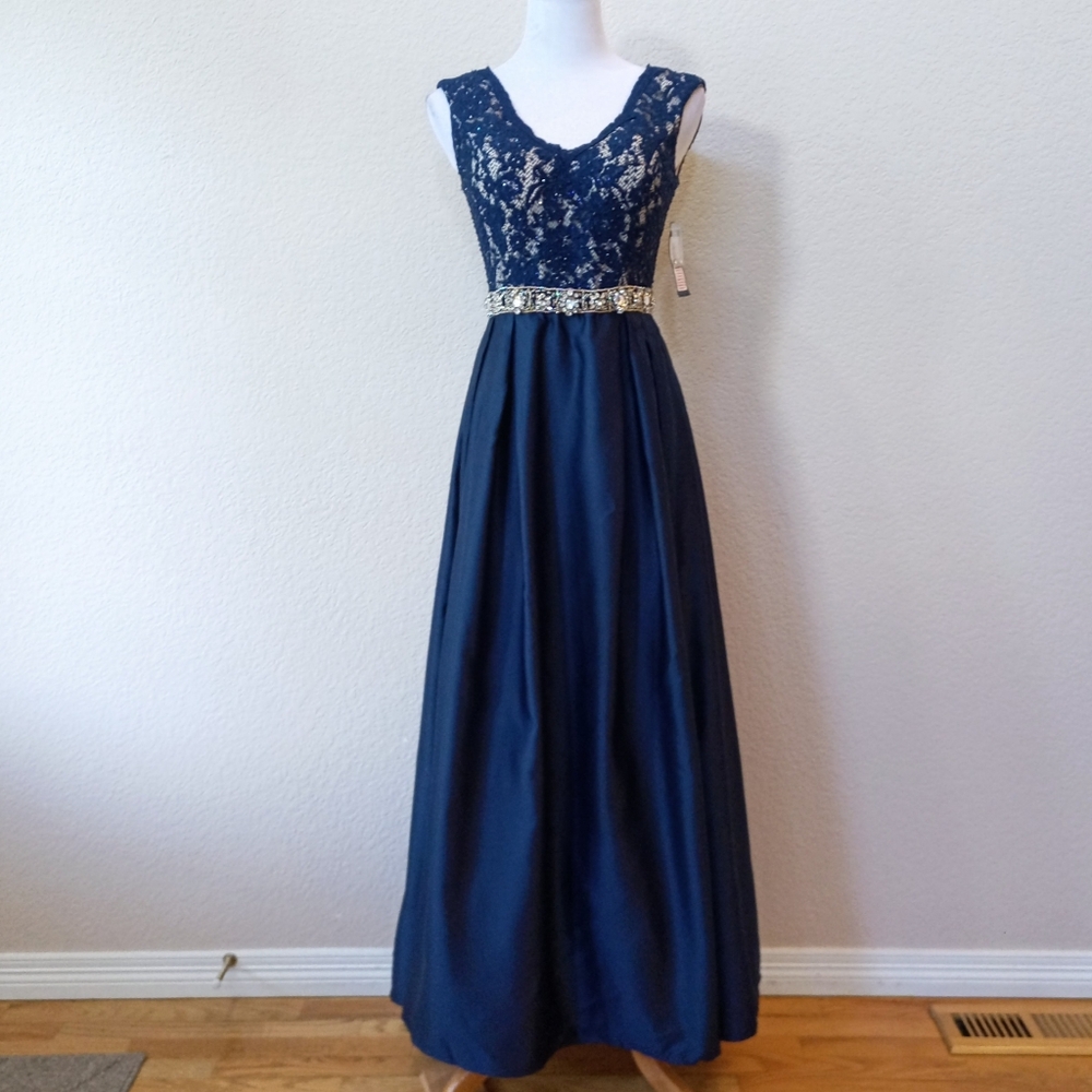 Cachet lace and satin navy blue jeweled waistband gown - Picture 2 of 13